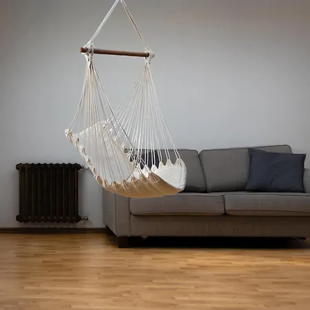 Old Loft, 2br, 7 Guests * ريغا