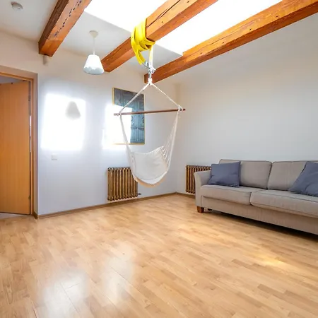 Διαμέρισμα Old Loft, 2br, 7 Guests Ρίγα