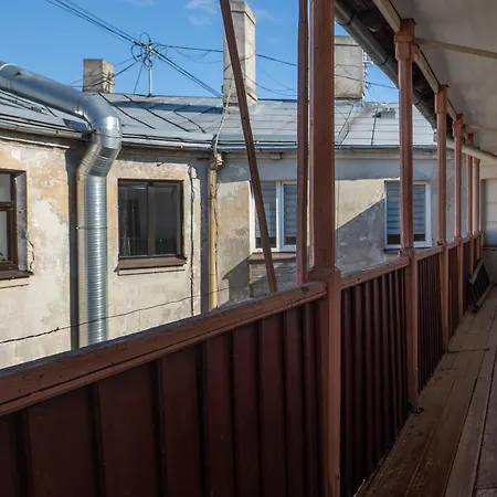 Old Loft, 2br, 7 Guests Ρίγα